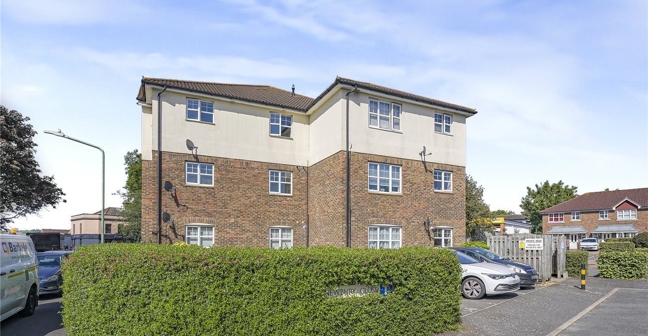 2 bedroom property for sale in Dartford | Robinson Jackson