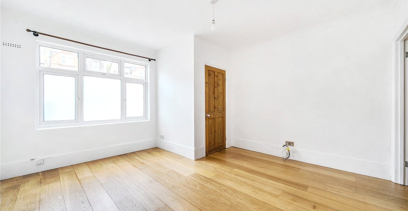 1 bedroom property for sale in Sydenham | Robinson Jackson