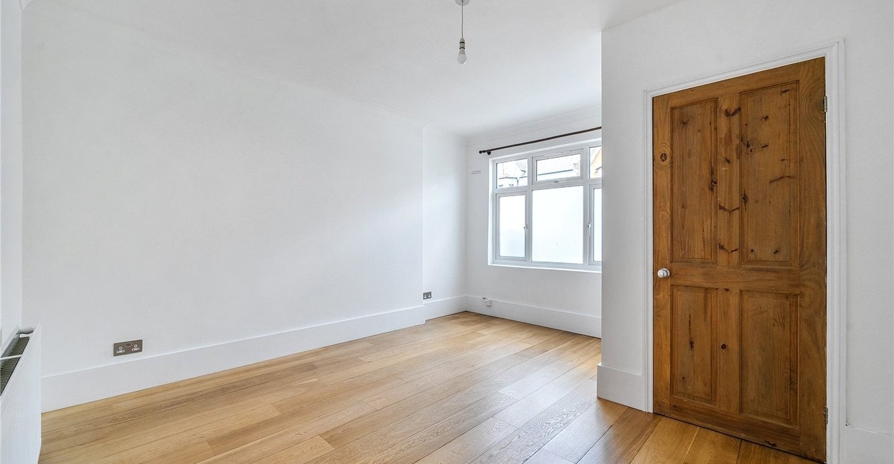 1 bedroom property for sale in Sydenham | Robinson Jackson