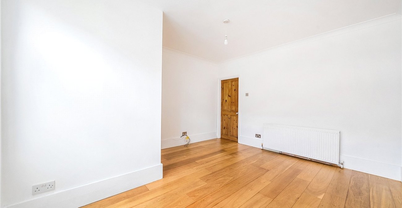 1 bedroom property for sale in Sydenham | Robinson Jackson