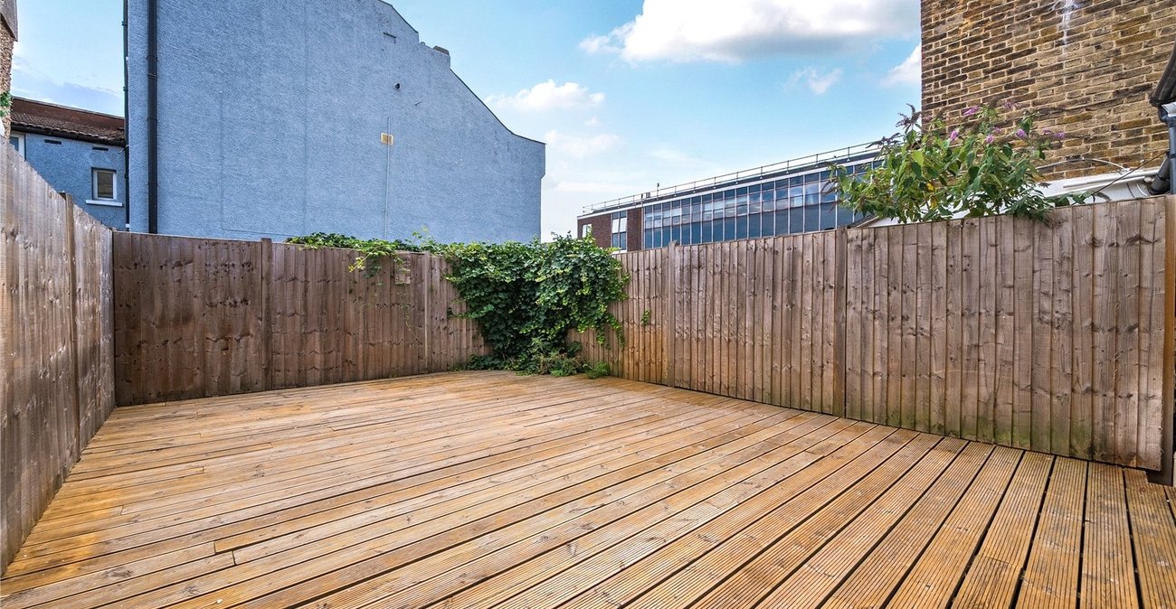 1 bedroom property for sale in Sydenham | Robinson Jackson
