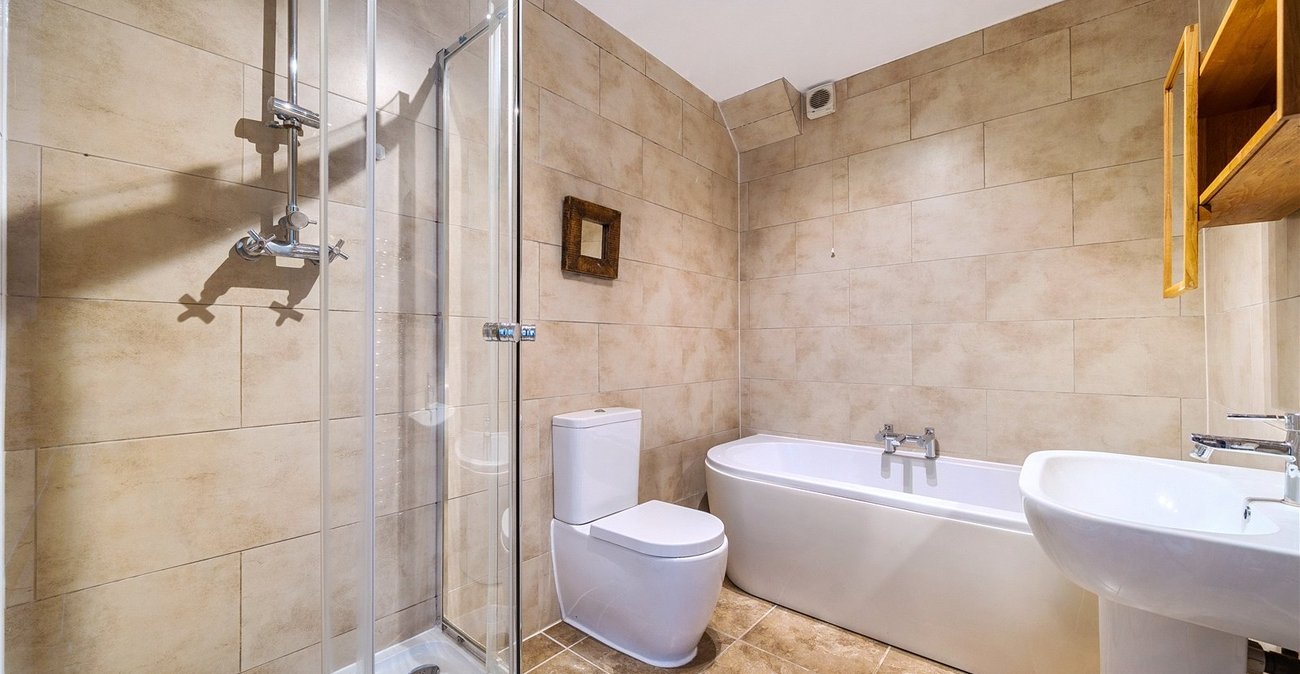 1 bedroom property for sale in Sydenham | Robinson Jackson