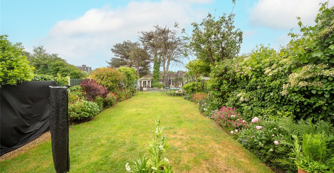 4 bedroom house for sale in Welling | Robinson Jackson