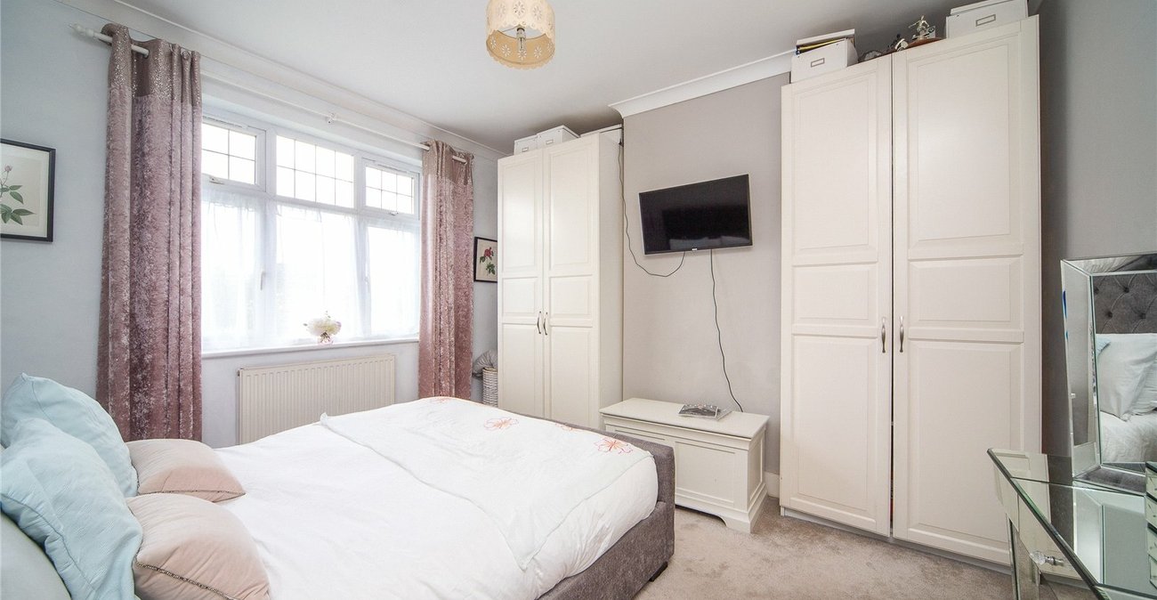 4 bedroom house for sale in Welling | Robinson Jackson