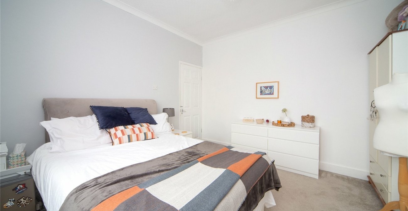 4 bedroom house for sale in Welling | Robinson Jackson