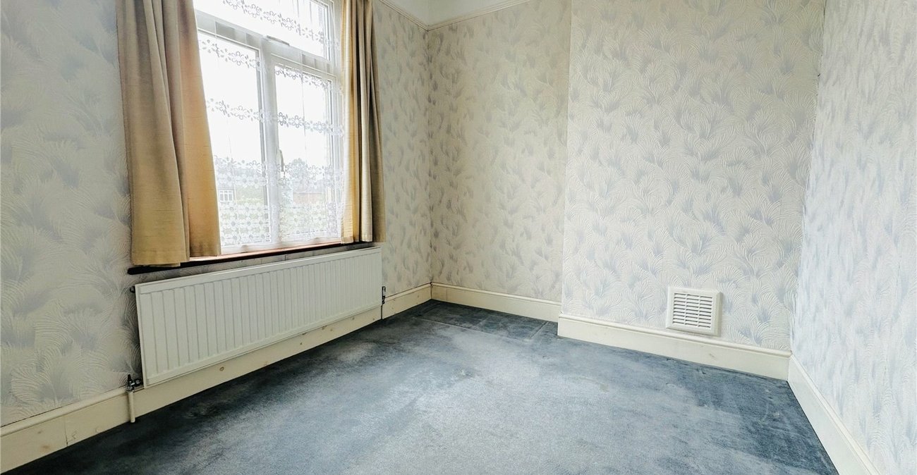 4 bedroom house for sale in London | Robinson Jackson