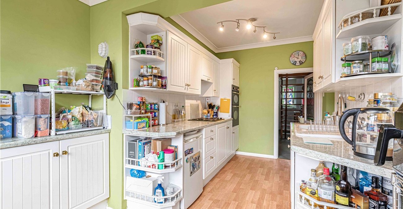 3 bedroom house for sale in Welling | Robinson Jackson