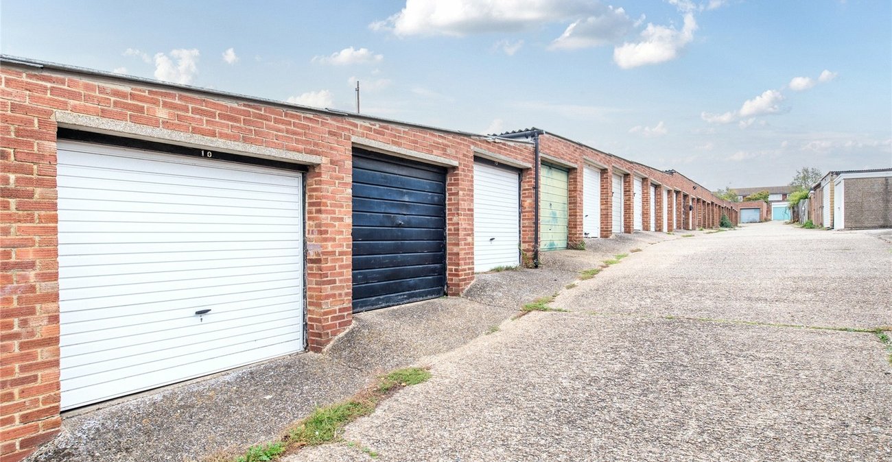 3 bedroom house for sale in Chalk | Robinson Michael & Jackson