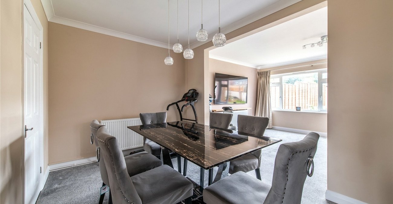 3 bedroom house for sale in Chalk | Robinson Michael & Jackson