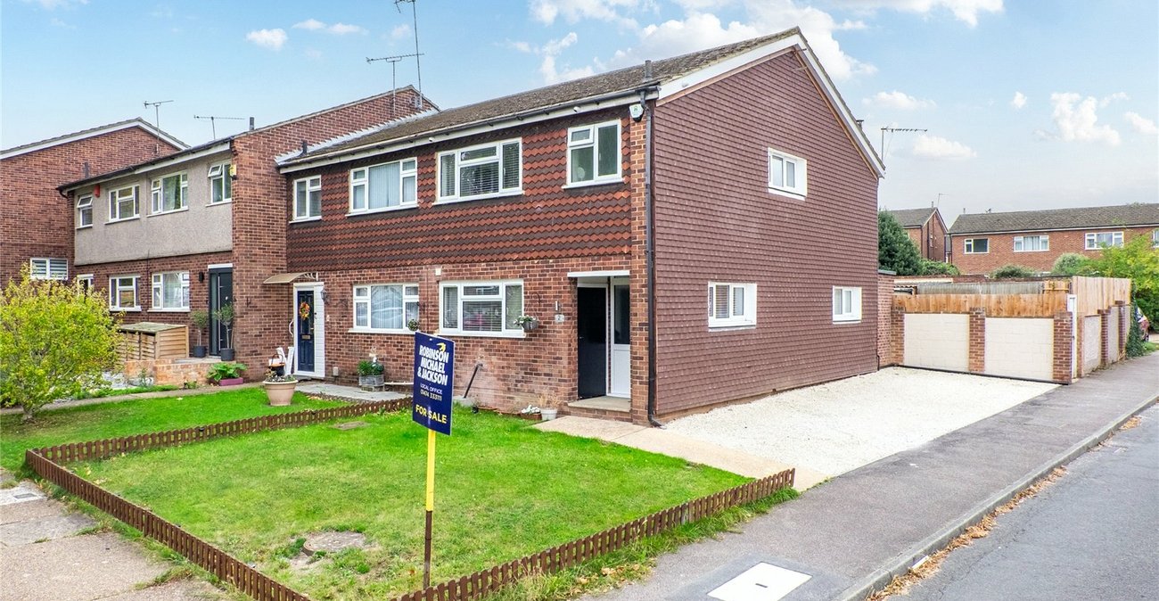 3 bedroom house for sale in Chalk | Robinson Michael & Jackson