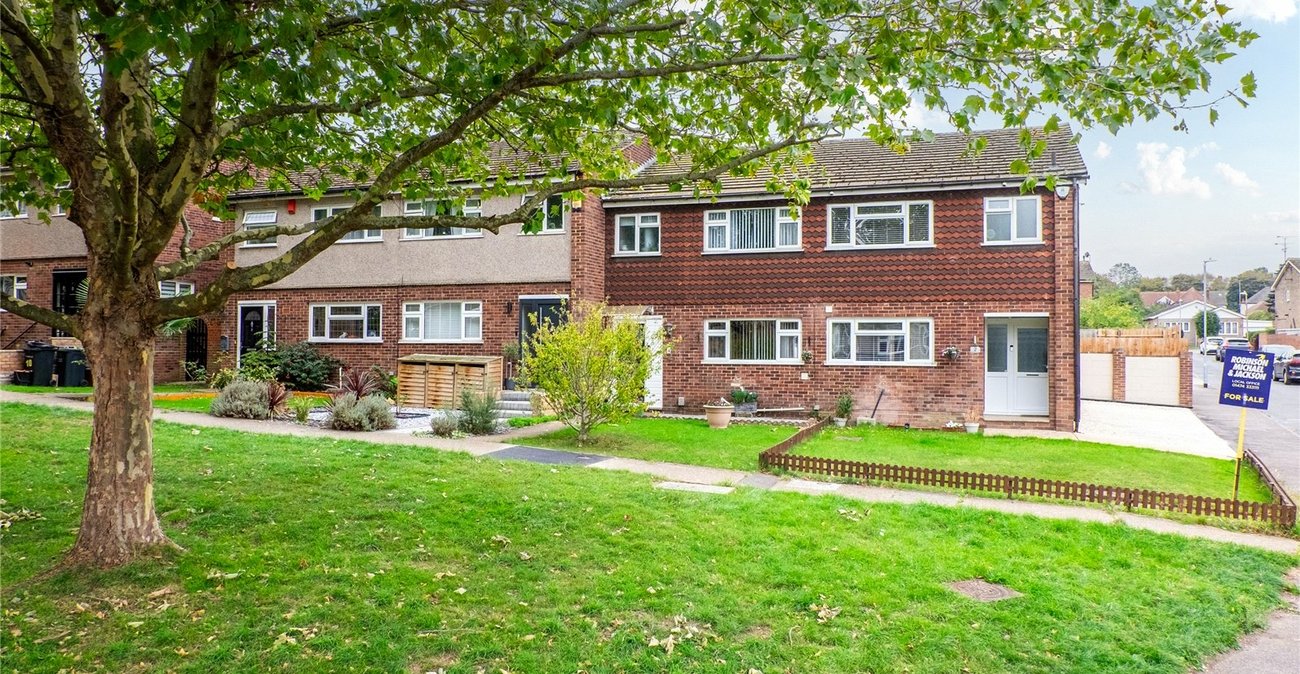 3 bedroom house for sale in Chalk | Robinson Michael & Jackson