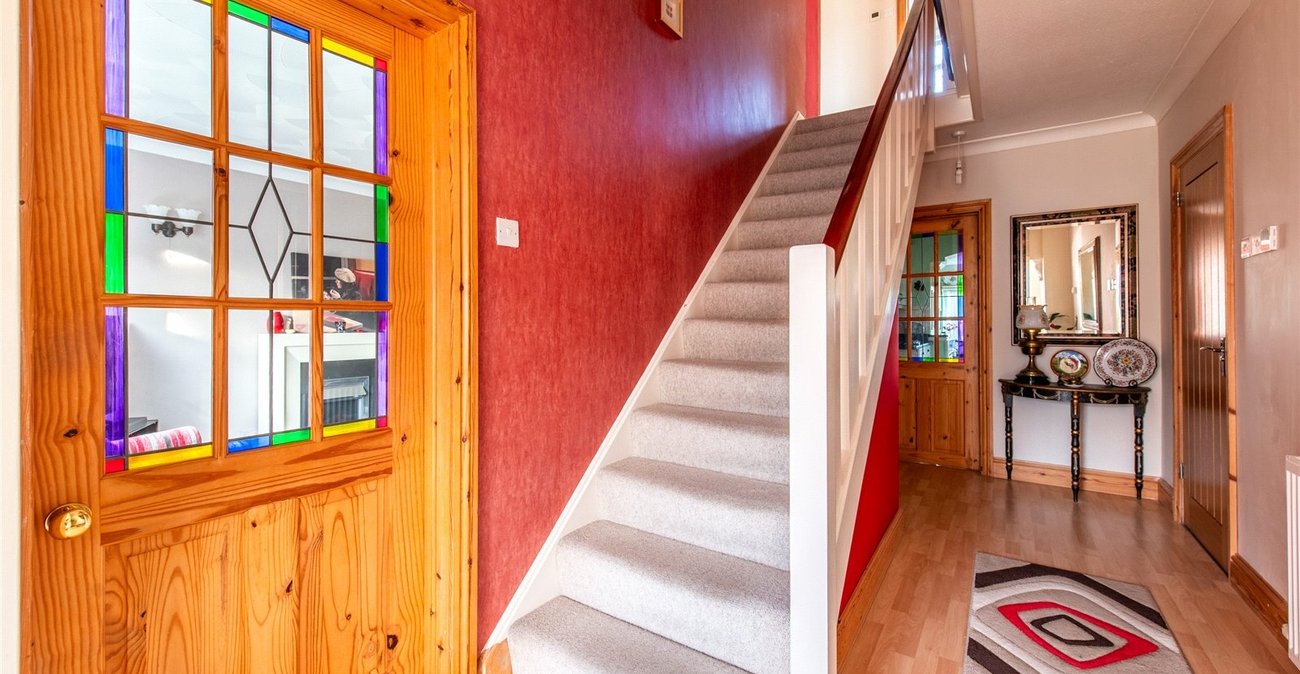 4 bedroom house for sale in Chalk | Robinson Michael & Jackson