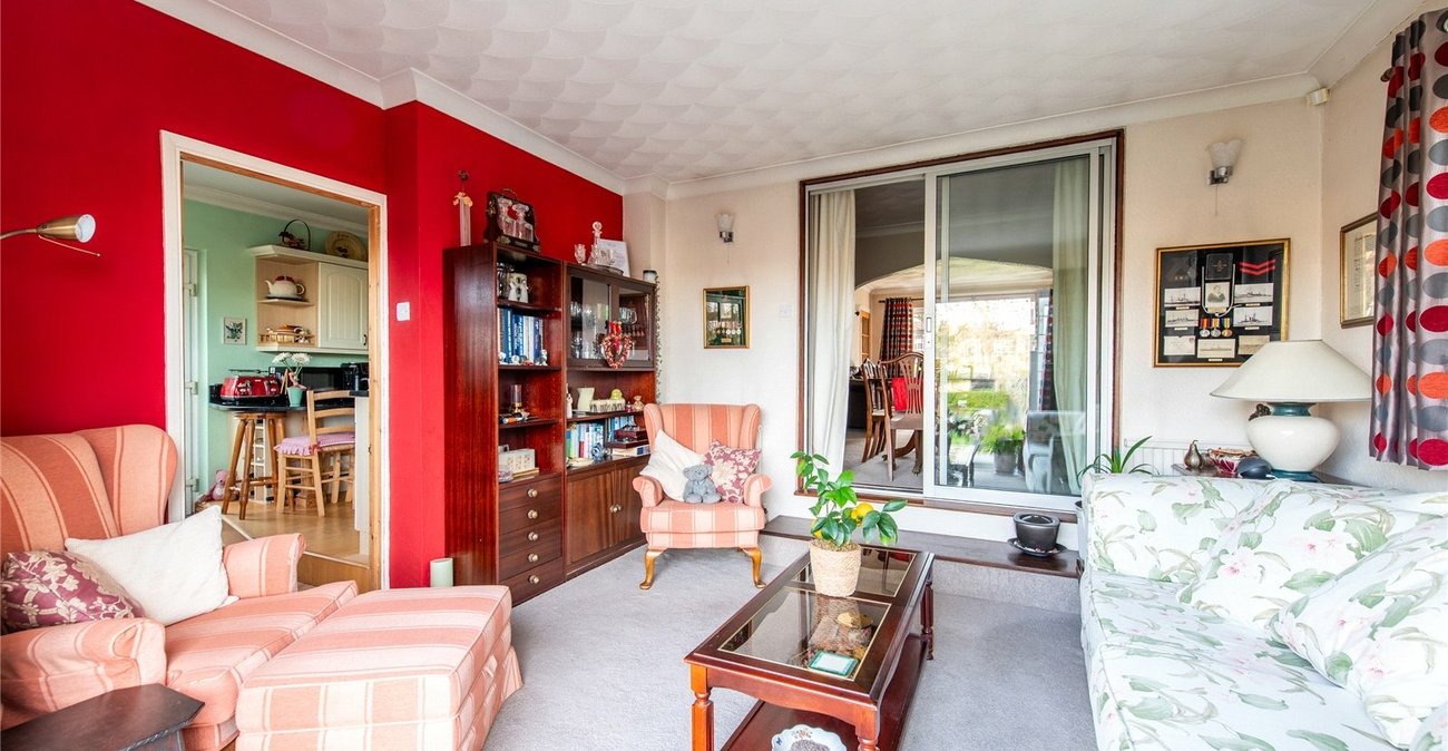 4 bedroom house for sale in Chalk | Robinson Michael & Jackson