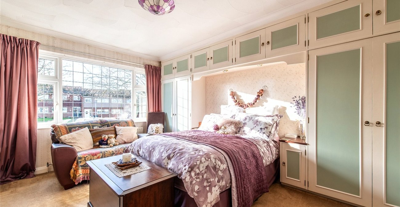 4 bedroom house for sale in Chalk | Robinson Michael & Jackson