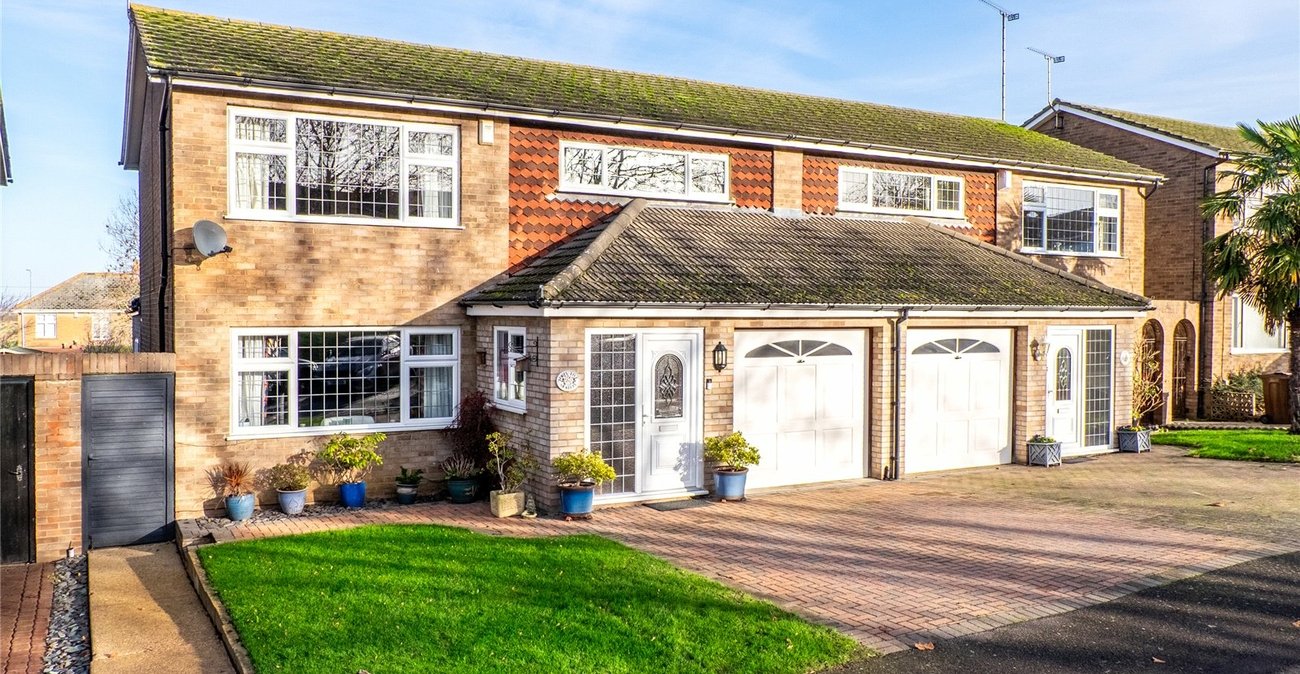 4 bedroom house for sale in Chalk | Robinson Michael & Jackson