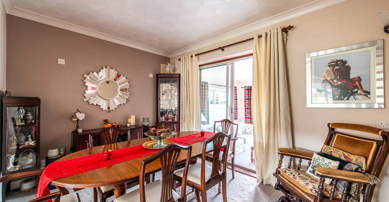 4 bedroom house for sale in Chalk | Robinson Michael & Jackson