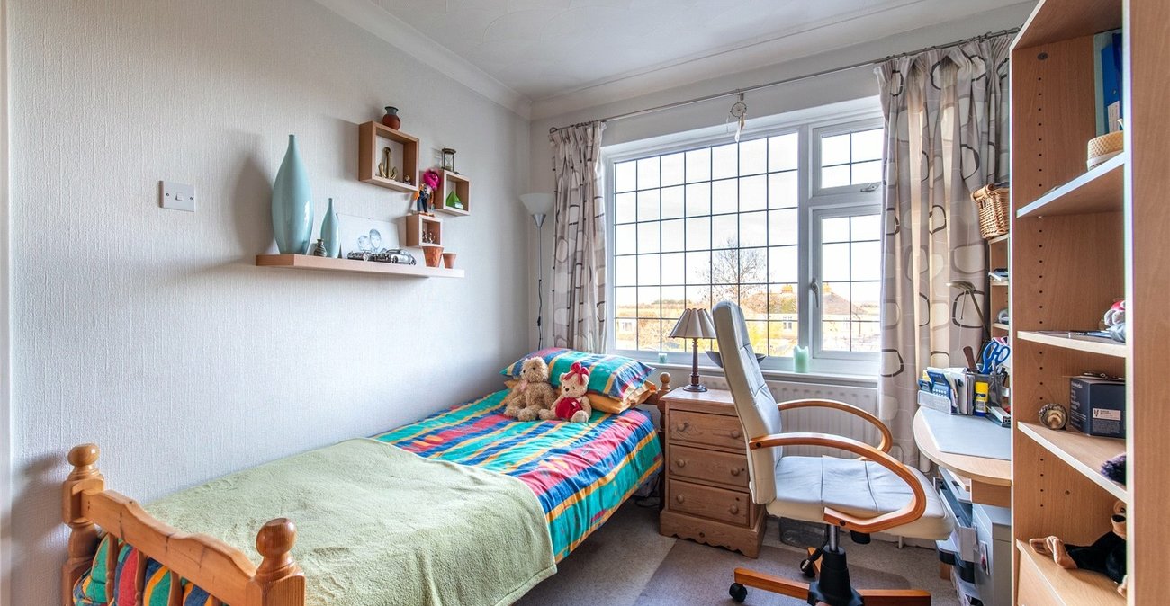 4 bedroom house for sale in Chalk | Robinson Michael & Jackson