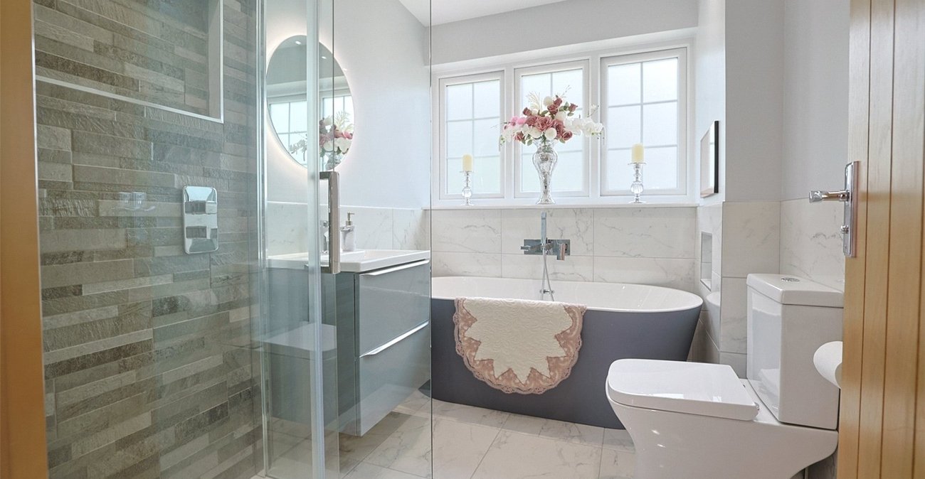 3 bedroom house for sale in Chalk | Robinson Michael & Jackson