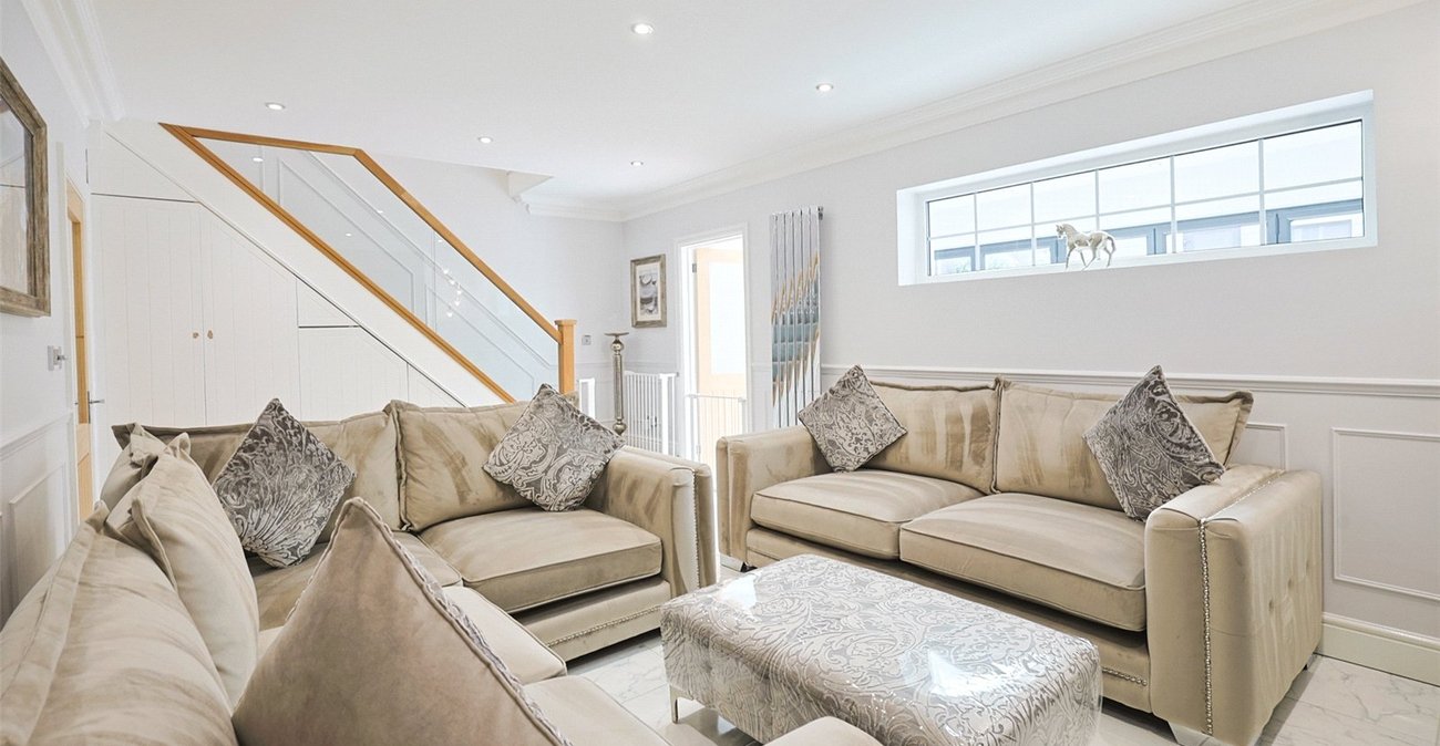 3 bedroom house for sale in Chalk | Robinson Michael & Jackson