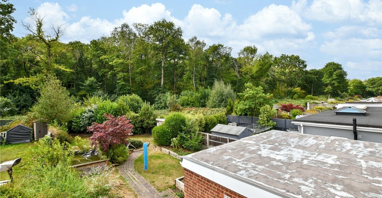 3 bedroom bungalow for sale in Dartford | Robinson Jackson