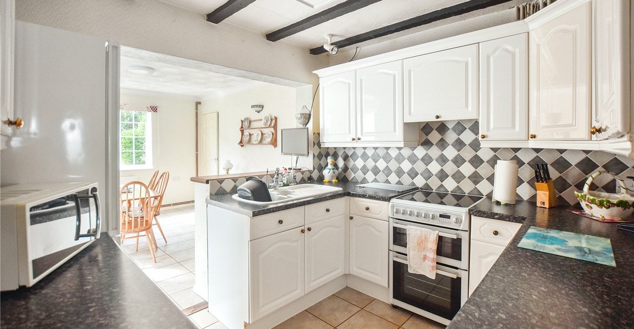 3 bedroom bungalow for sale in Dartford | Robinson Jackson