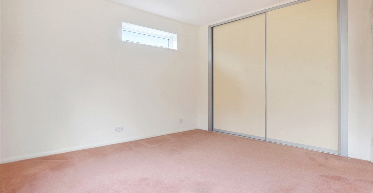 3 bedroom bungalow for sale in Dartford | Robinson Jackson