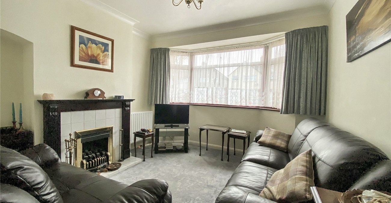 3 bedroom house for sale in Sidcup | Robinson Jackson