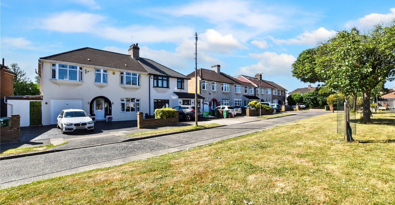 5 bedroom house for sale in Bexleyheath | Robinson Jackson