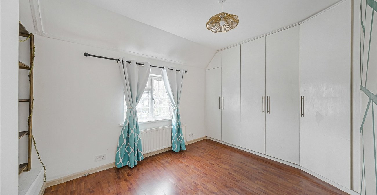 4 bedroom house for sale in Welling | Robinson Jackson