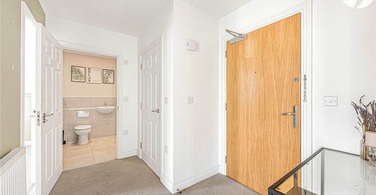 2 bedroom property for sale in Castle Hill | Robinson Jackson