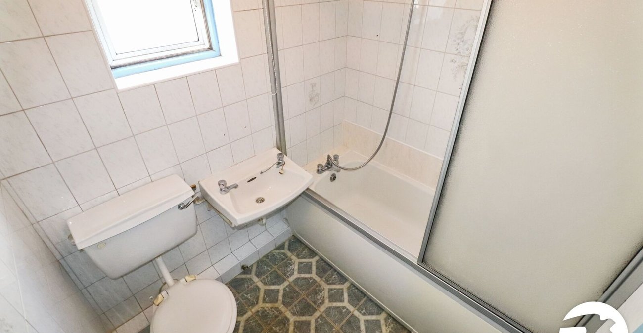 2 bedroom house for sale in Belvedere | Robinson Jackson