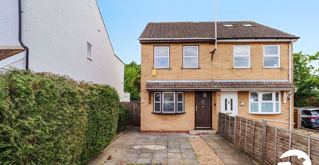 2 bedroom house for sale in Belvedere | Robinson Jackson