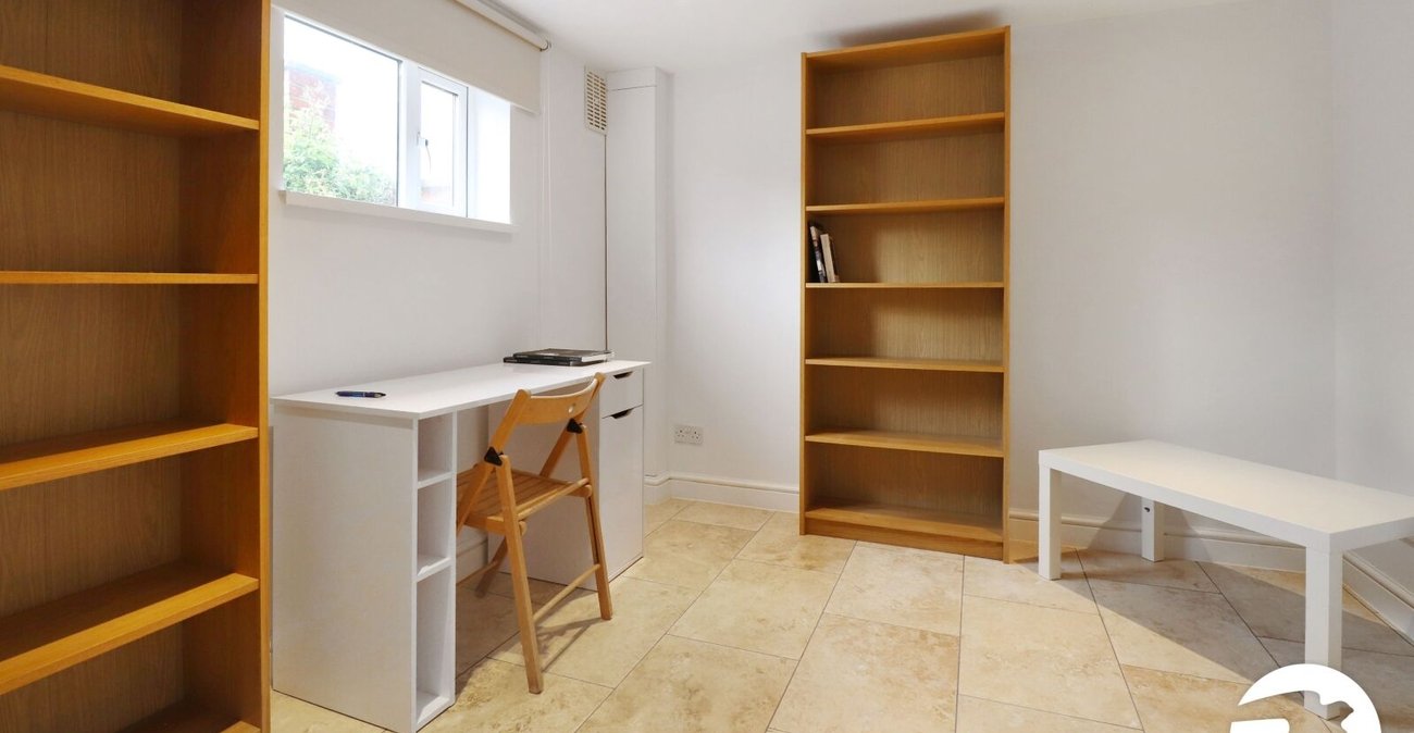4 bedroom property for sale in Belvedere | Robinson Jackson