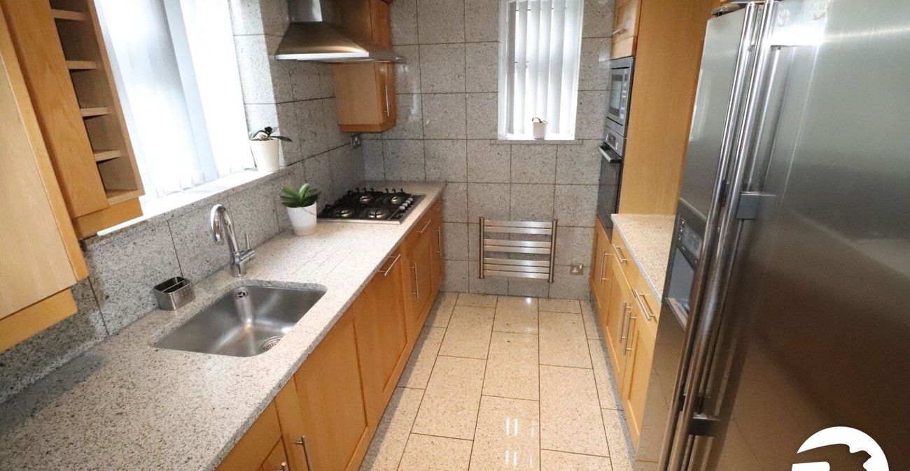 4 bedroom property for sale in Belvedere | Robinson Jackson