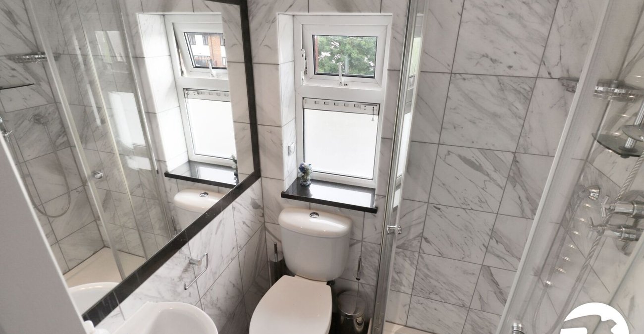 4 bedroom property for sale in Belvedere | Robinson Jackson