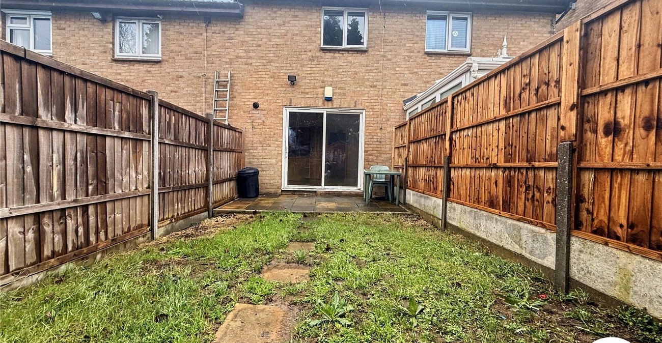 2 bedroom house for sale in Rochester | Robinson Michael & Jackson