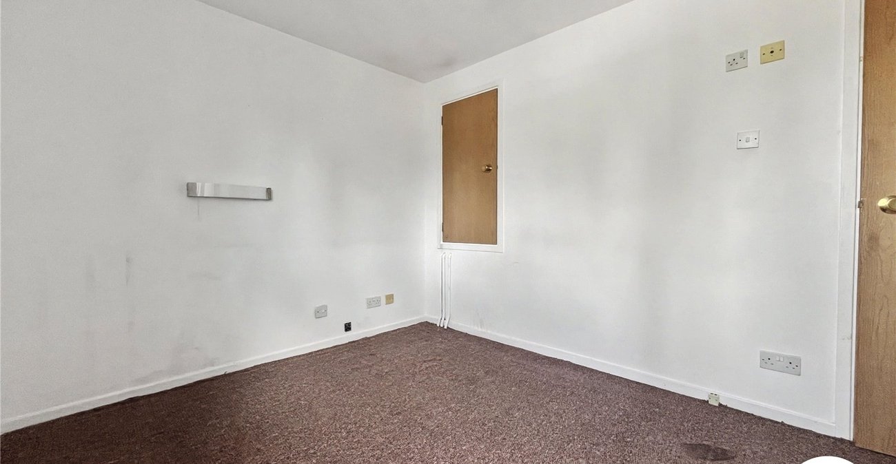 2 bedroom house for sale in Rochester | Robinson Michael & Jackson