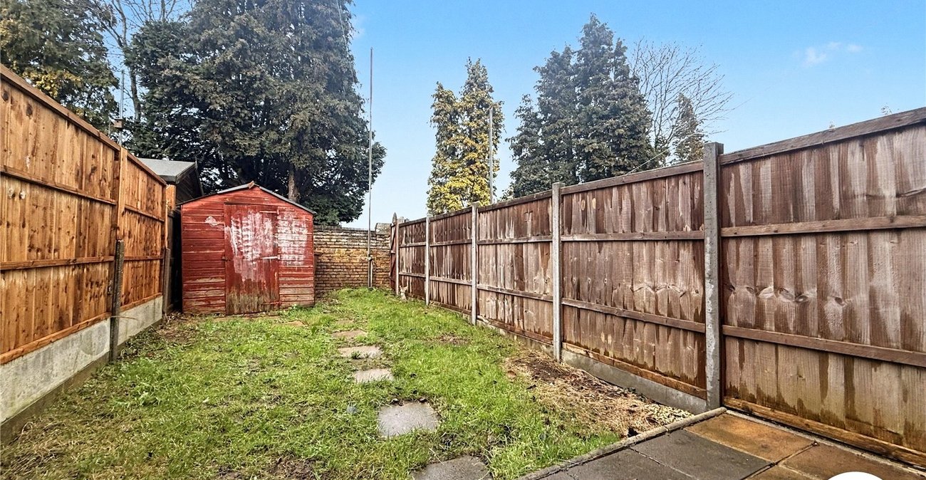 2 bedroom house for sale in Rochester | Robinson Michael & Jackson