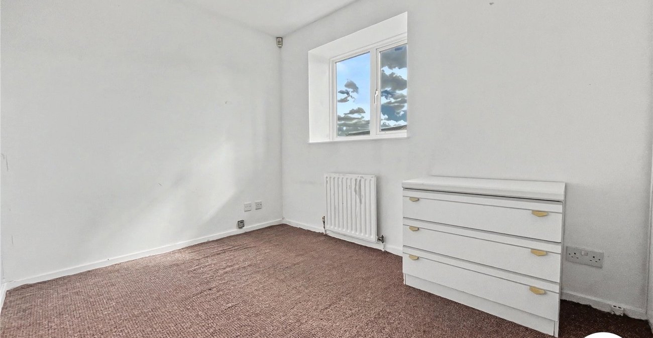 2 bedroom house for sale in Rochester | Robinson Michael & Jackson