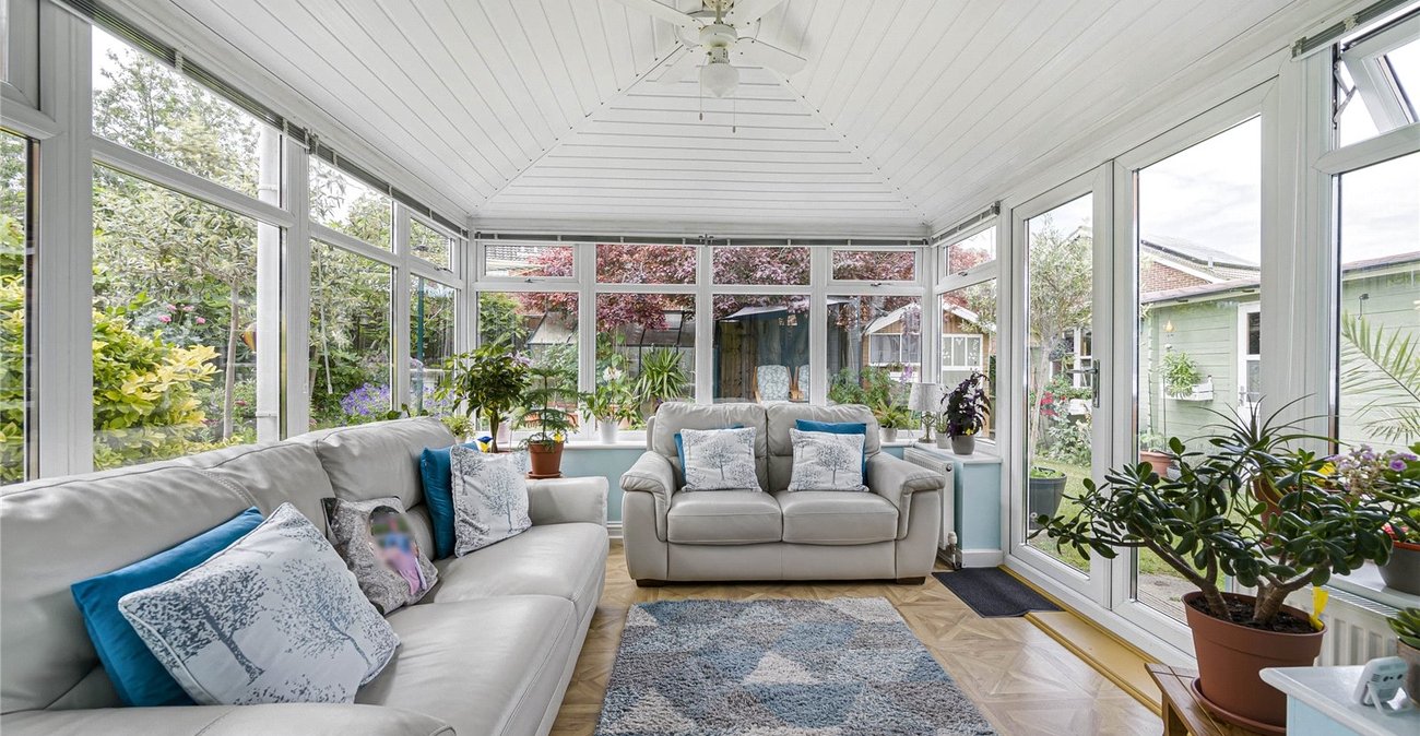 2 bedroom bungalow for sale in Cliffe | Robinson Michael & Jackson