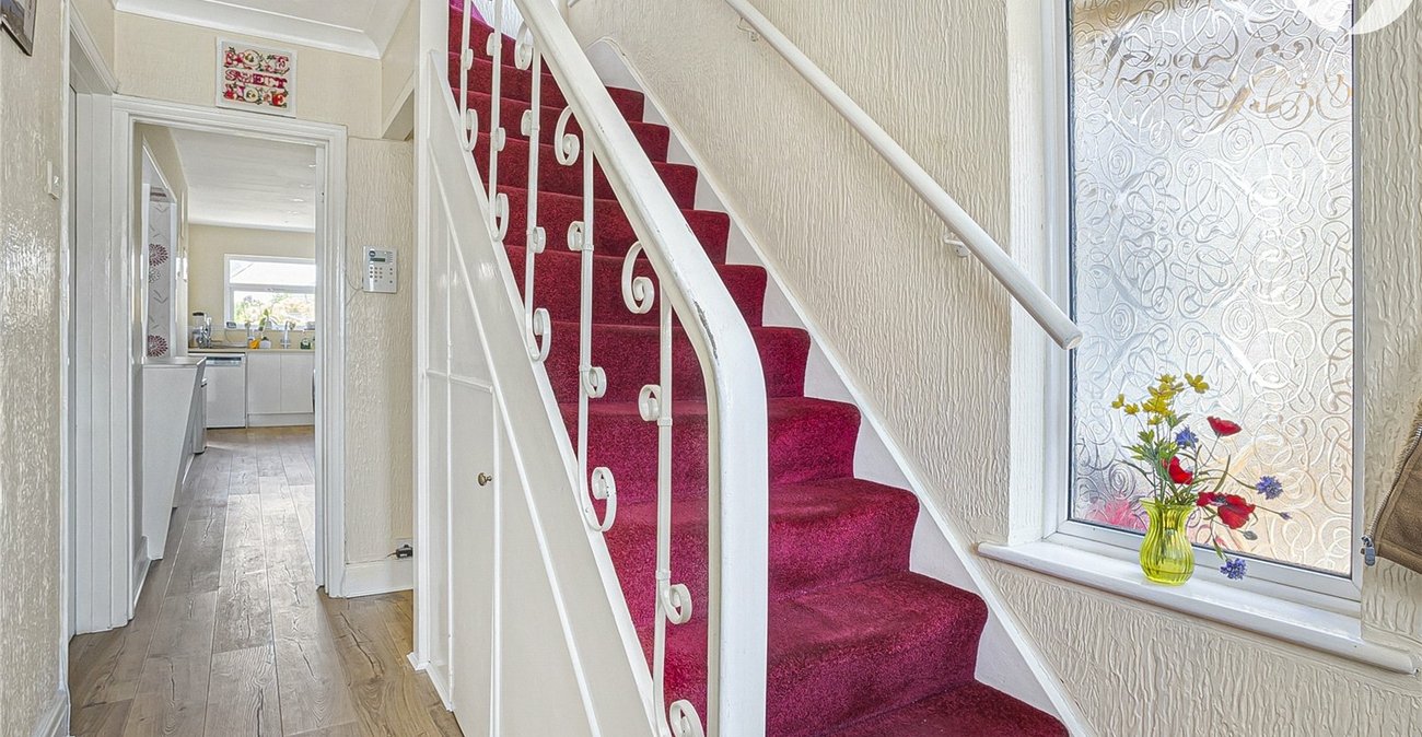 3 bedroom house for sale in West Dartford | Robinson Jackson