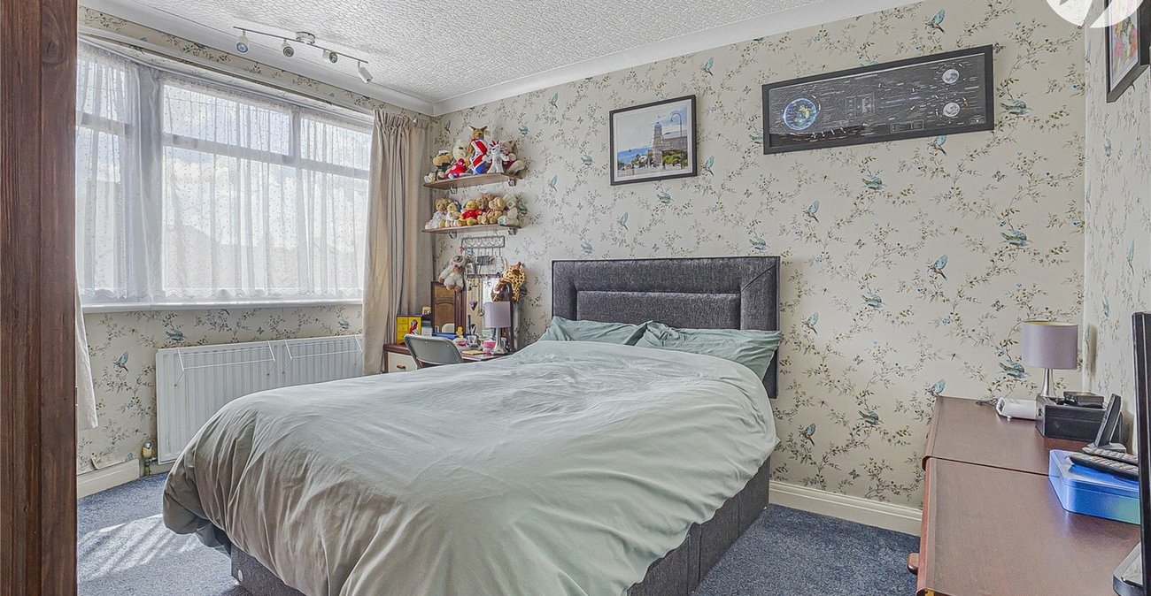 3 bedroom house for sale in West Dartford | Robinson Jackson