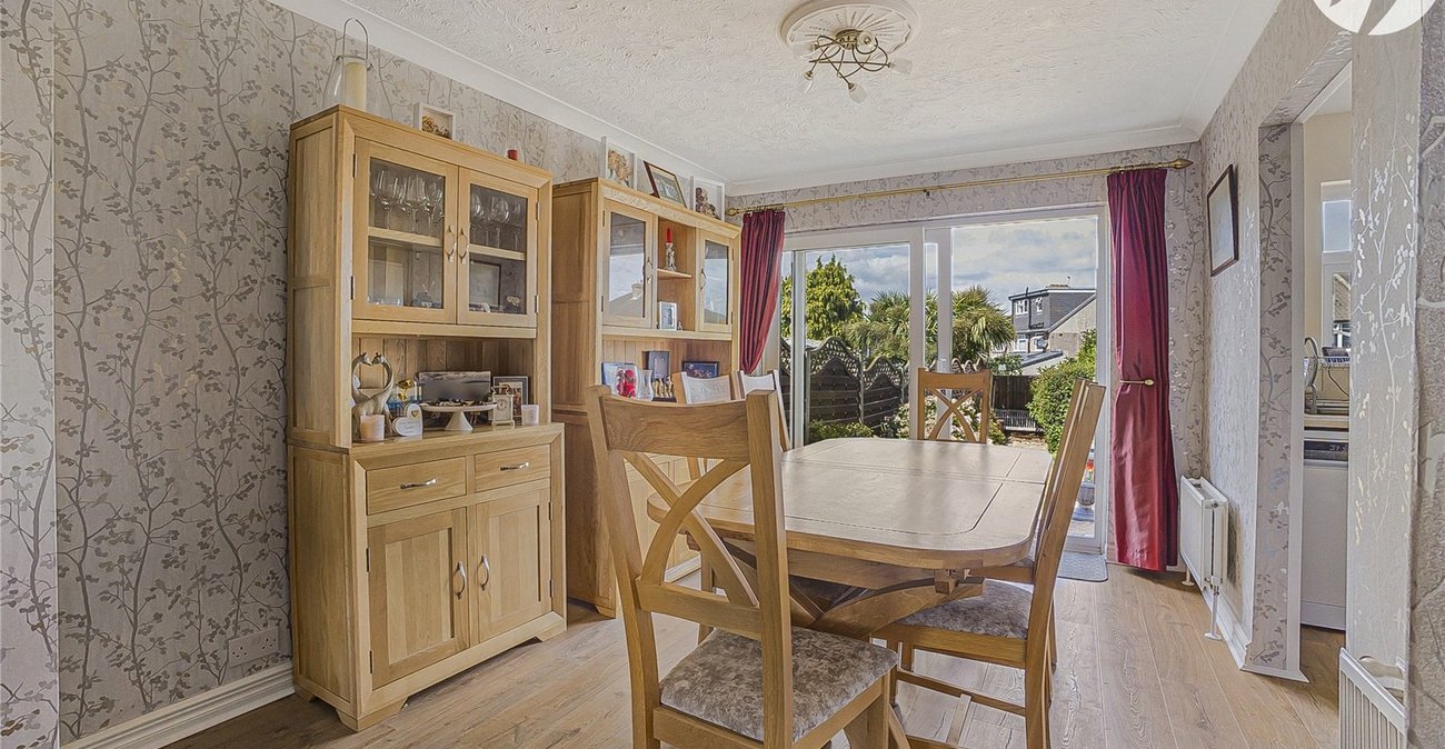 3 bedroom house for sale in West Dartford | Robinson Jackson