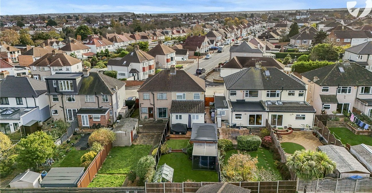 3 bedroom house for sale in West Dartford | Robinson Jackson