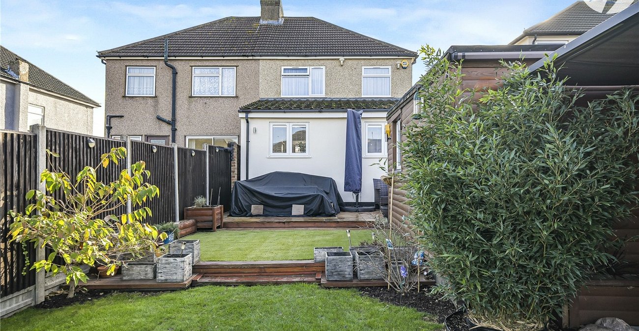 3 bedroom house for sale in West Dartford | Robinson Jackson