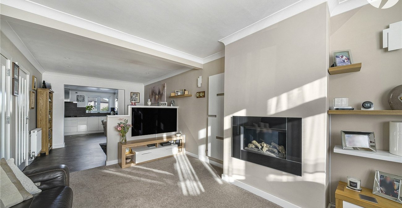 3 bedroom house for sale in West Dartford | Robinson Jackson