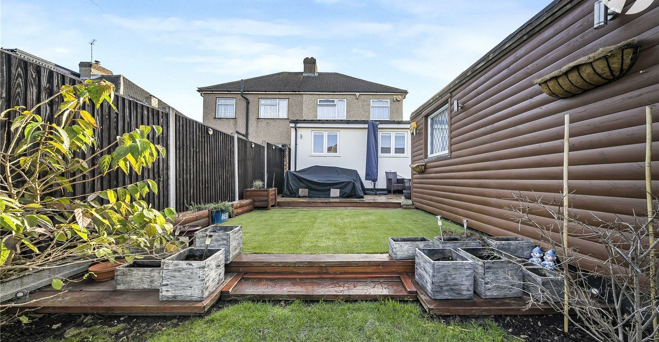 3 bedroom house for sale in West Dartford | Robinson Jackson
