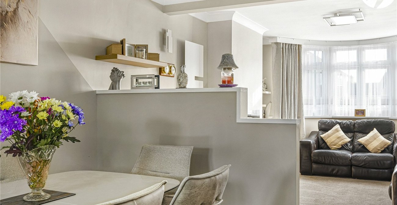 3 bedroom house for sale in West Dartford | Robinson Jackson