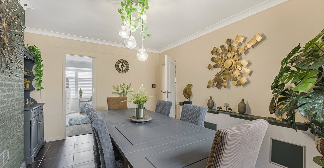 3 bedroom house for sale in West Dartford | Robinson Jackson