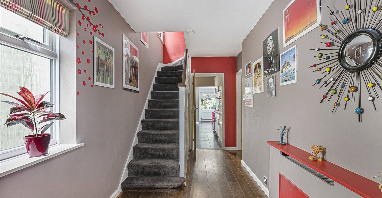 3 bedroom house for sale in West Dartford | Robinson Jackson